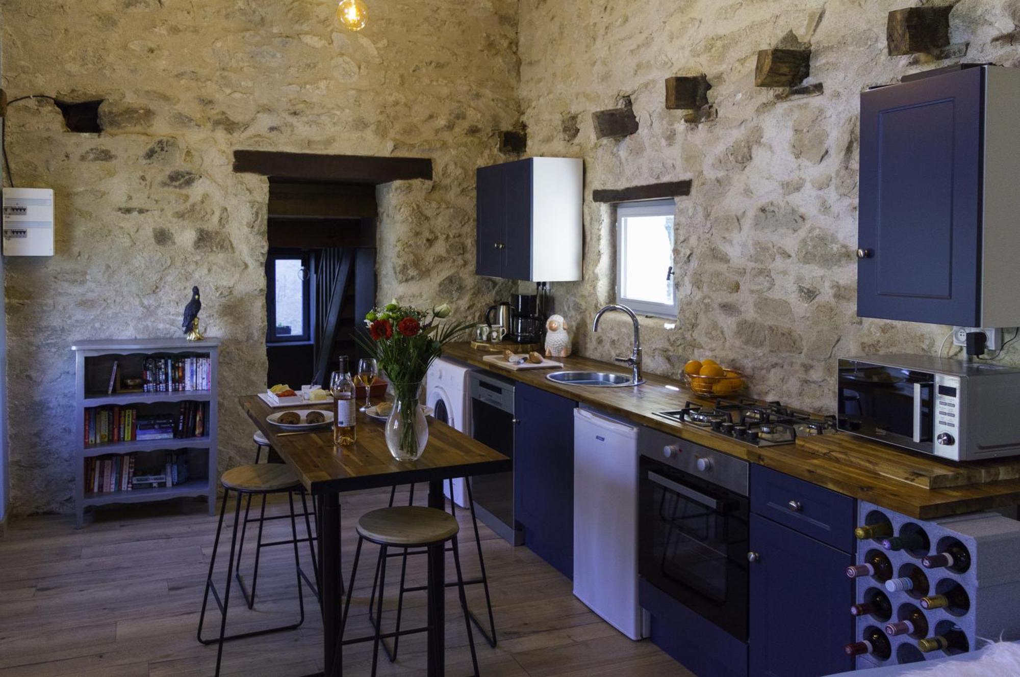Petite Maison De Mouton Azat-le-Riz Exterior photo
